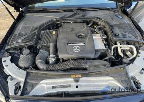 2017 Mercedes-Benz C 300 z USA, uszkodzony, nr VIN WDDWF4JB9HR280787